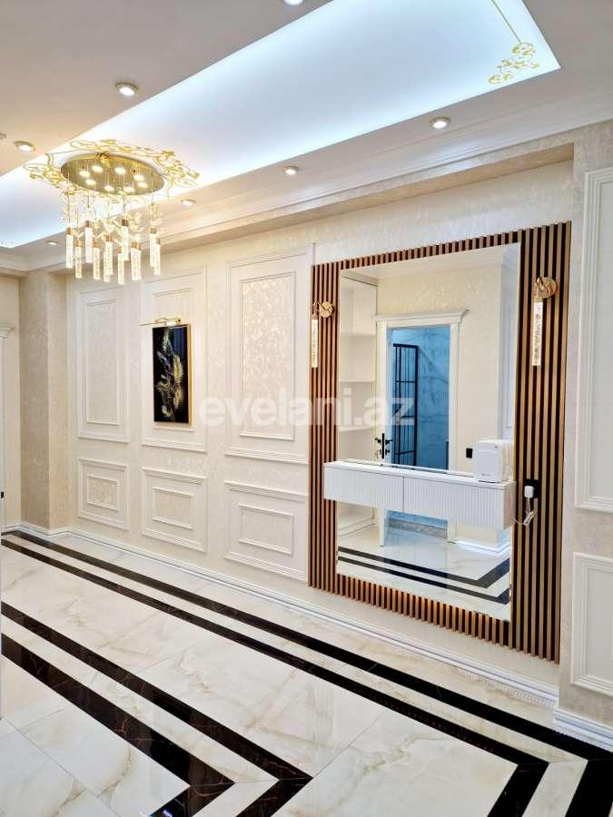 Satılır, yeni tikili, 3 otaqlı, 130 m², Bakı, Nizami r, Neftçilər m.