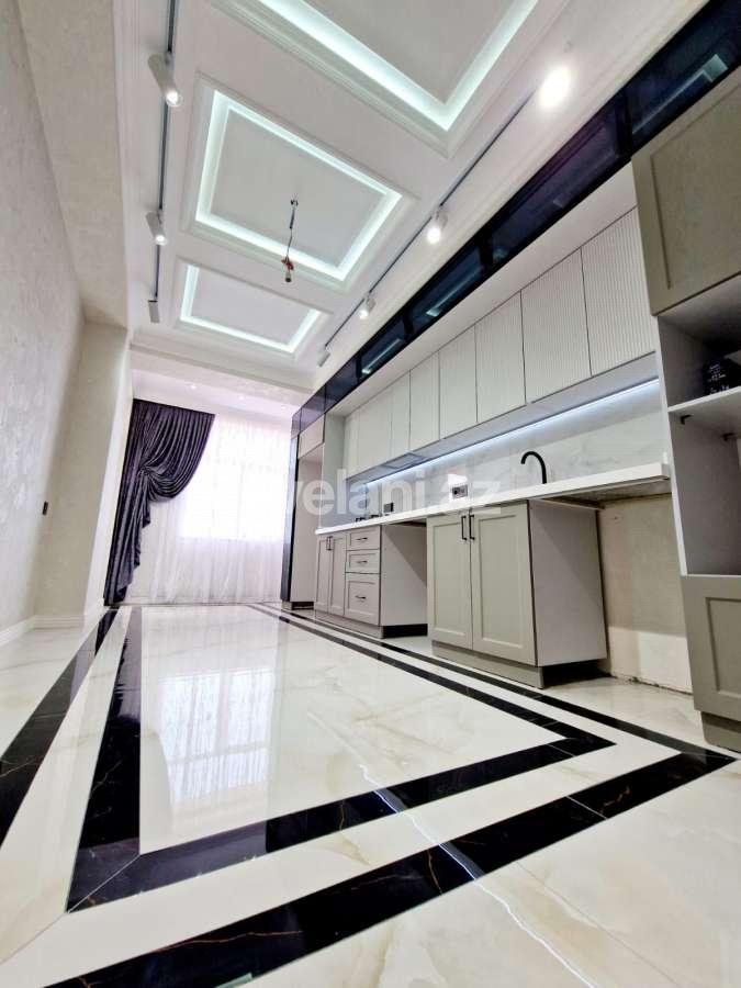 Satılır, yeni tikili, 3 otaqlı, 130 m², Bakı, Nizami r, Neftçilər m.