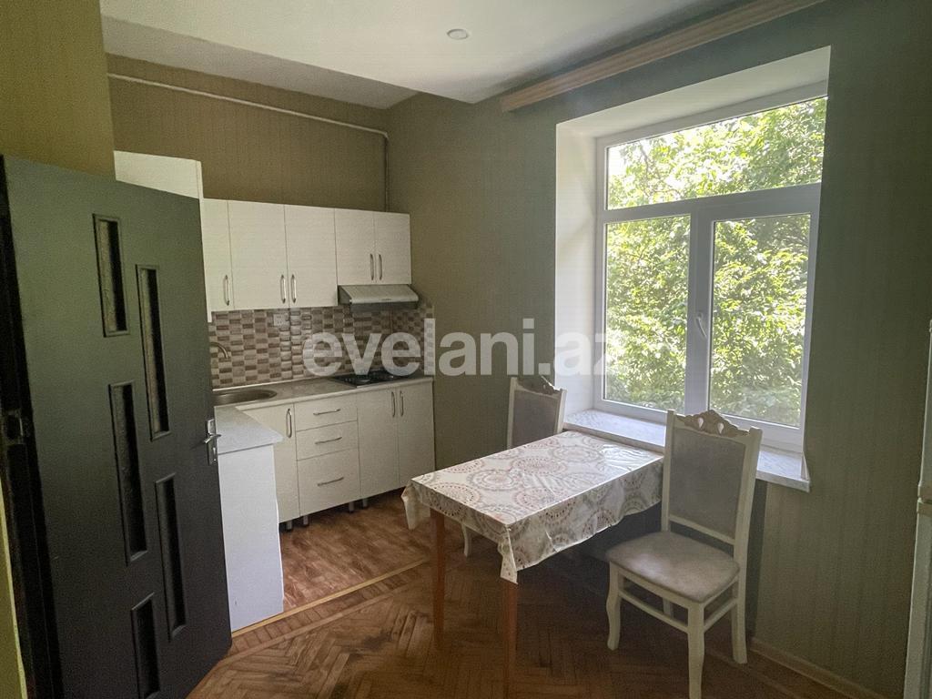 Kirayə verilir, köhnə tikili, 2 otaqlı, 66 m², Bakı, Yasamal r, Elmlər Akademiyası m.