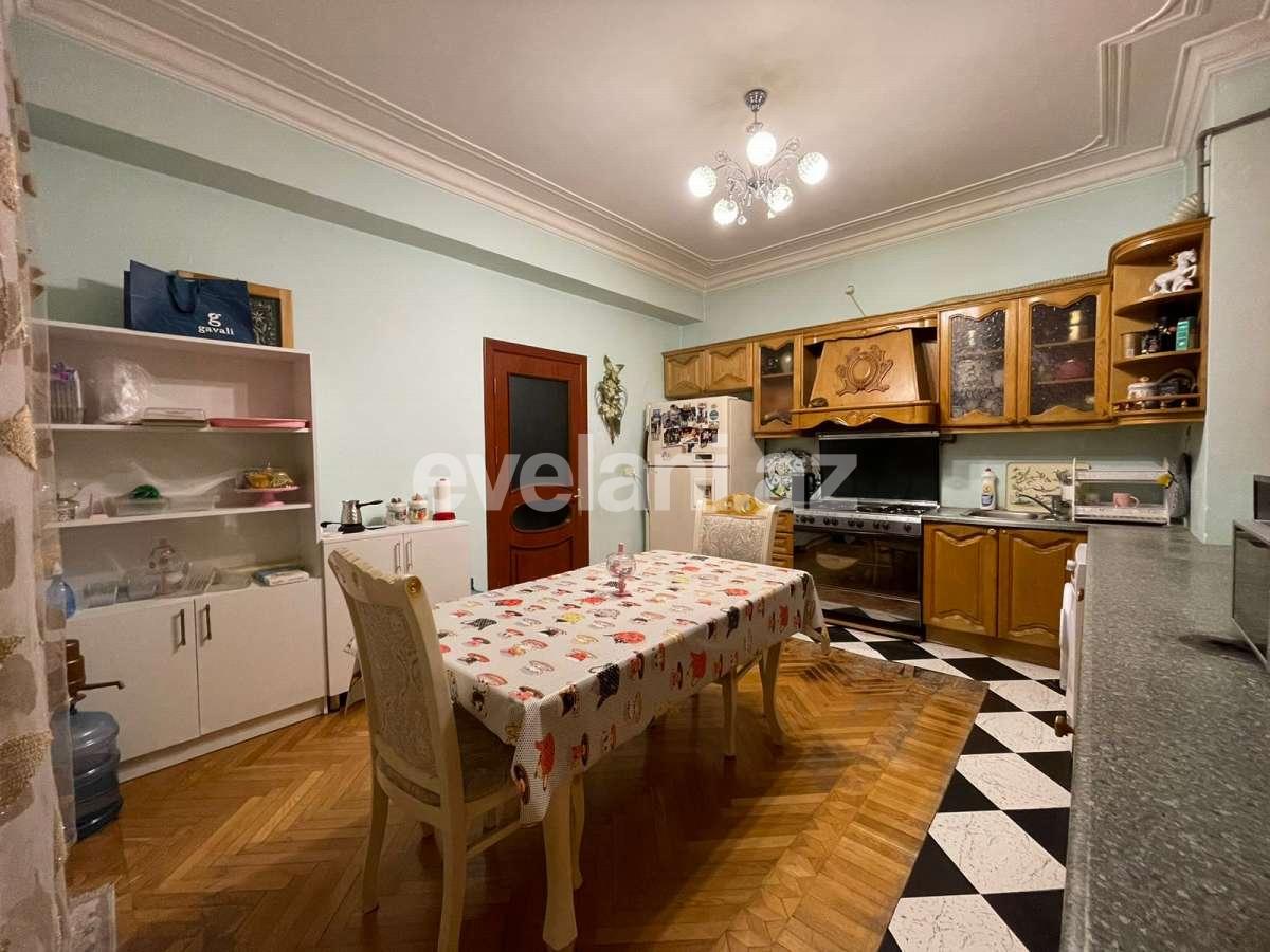 Satılır, yeni tikili, 4 otaqlı, 147 m², Bakı, Nəsimi r.