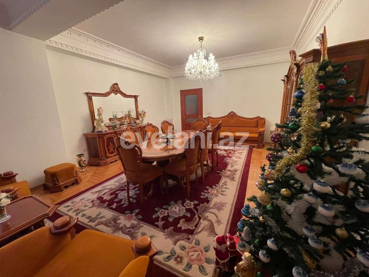 Satılır, yeni tikili, 4 otaqlı, 147 m², Bakı, Nəsimi r.