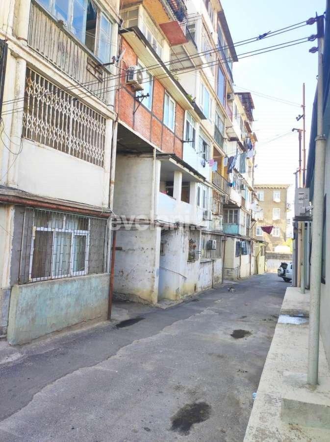 Satılır, köhnə tikili, 1 otaqlı, 33 m², Bakı, Səbail r, Bayıl q.