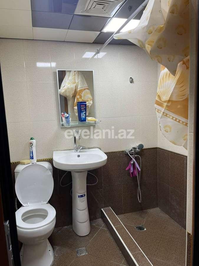 Kirayə verilir, köhnə tikili, 2 otaqlı, 59.98 m², Bakı, Binəqədi r, 8-ci mikrorayon q, Azadlıq prospekti m.