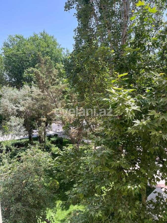 Kirayə verilir, köhnə tikili, 2 otaqlı, 59.98 m², Bakı, Binəqədi r, 8-ci mikrorayon q, Azadlıq prospekti m.