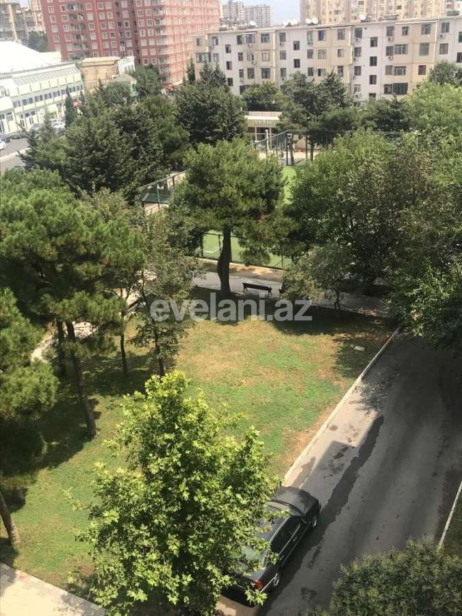 Satılır, köhnə tikili, 2 otaqlı, 49.99 m², Bakı, Binəqədi r, 9-cu mikrorayon q.
