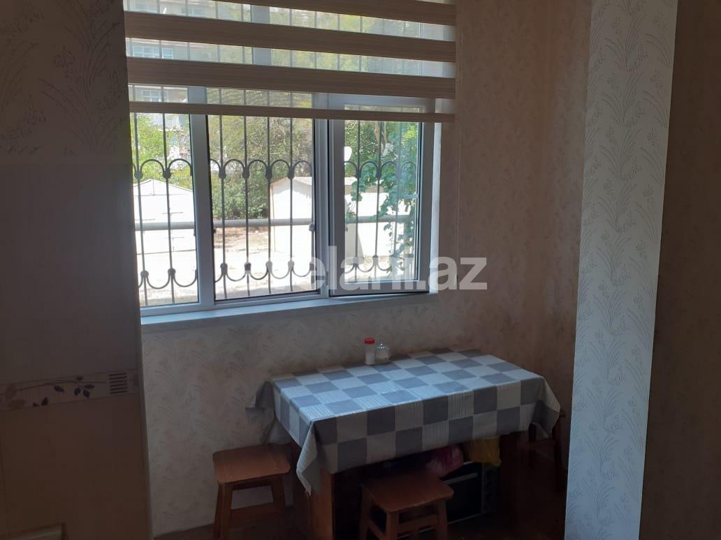Satılır, köhnə tikili, 2 otaqlı, 60 m², Bakı, Xətai r, Həzi Aslanov q.