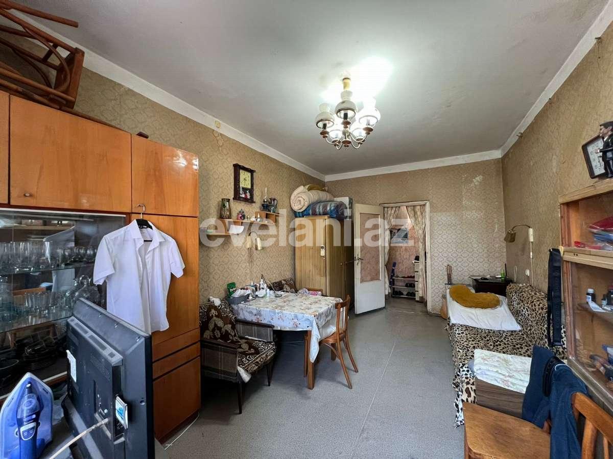 Satılır, köhnə tikili, 1 otaqlı, 40 m², Bakı, Yasamal r, İnşaatçılar m.
