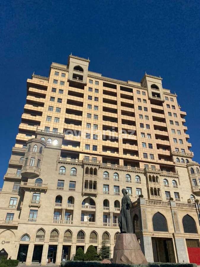 Satılır, yeni tikili, 3 otaqlı, 190 m², Bakı, Səbail r, Sahil m.