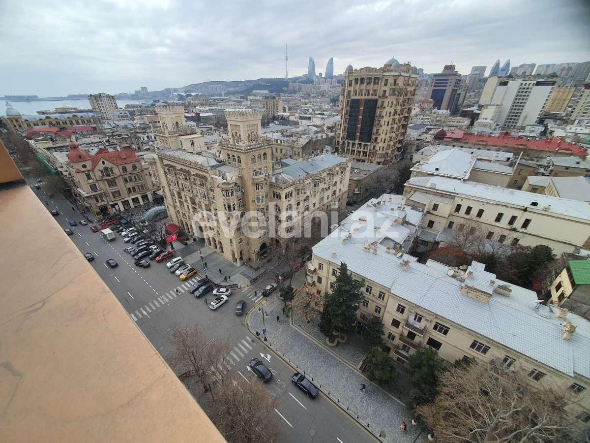 Satılır, yeni tikili, 3 otaqlı, 190 m², Bakı, Səbail r, Sahil m.