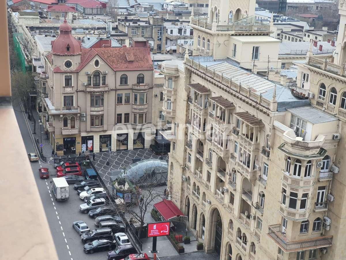 Satılır, yeni tikili, 3 otaqlı, 190 m², Bakı, Səbail r, Sahil m.