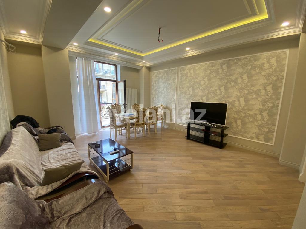 Kirayə verilir, yeni tikili, 3 otaqlı, 136 m², Bakı, Xətai r, Ağ şəhər q, Şah İsmayıl Xətai m.