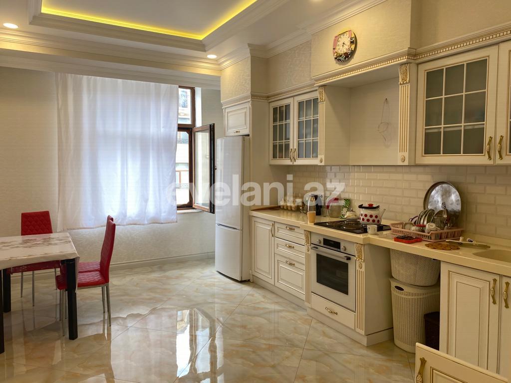 Kirayə verilir, yeni tikili, 3 otaqlı, 136 m², Bakı, Xətai r, Ağ şəhər q, Şah İsmayıl Xətai m.