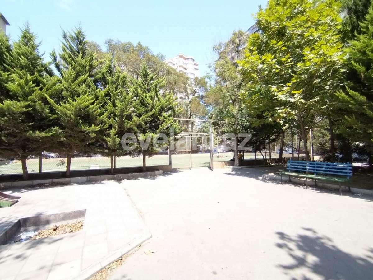 Sale, old building, 4 room, 110 m², Baku, Yasamal r, Elmlar Akademiyası m.