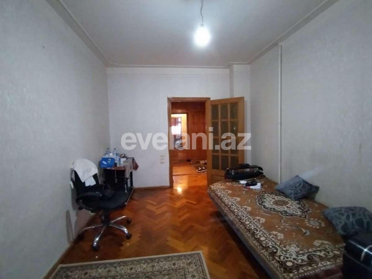 Sale, old building, 4 room, 110 m², Baku, Yasamal r, Elmlar Akademiyası m.