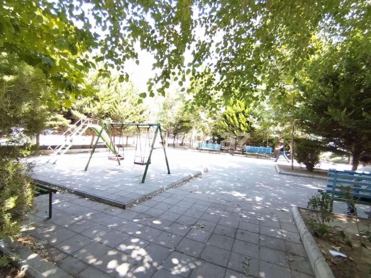 Sale, old building, 4 room, 110 m², Baku, Yasamal r, Elmlar Akademiyası m.