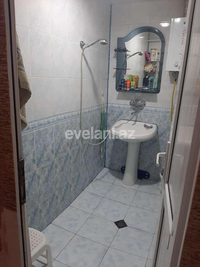 Satılır, köhnə tikili, 4 otaqlı, 100 m², Bakı, Yasamal r, Elmlər Akademiyası m.