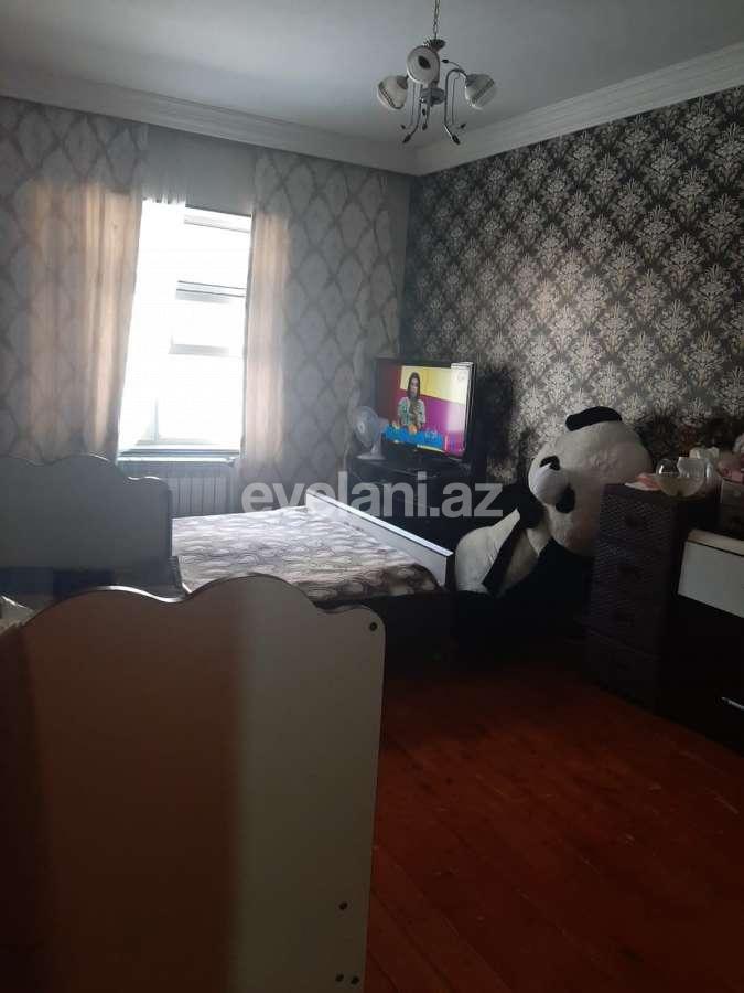 Satılır, köhnə tikili, 4 otaqlı, 100 m², Bakı, Yasamal r, Elmlər Akademiyası m.