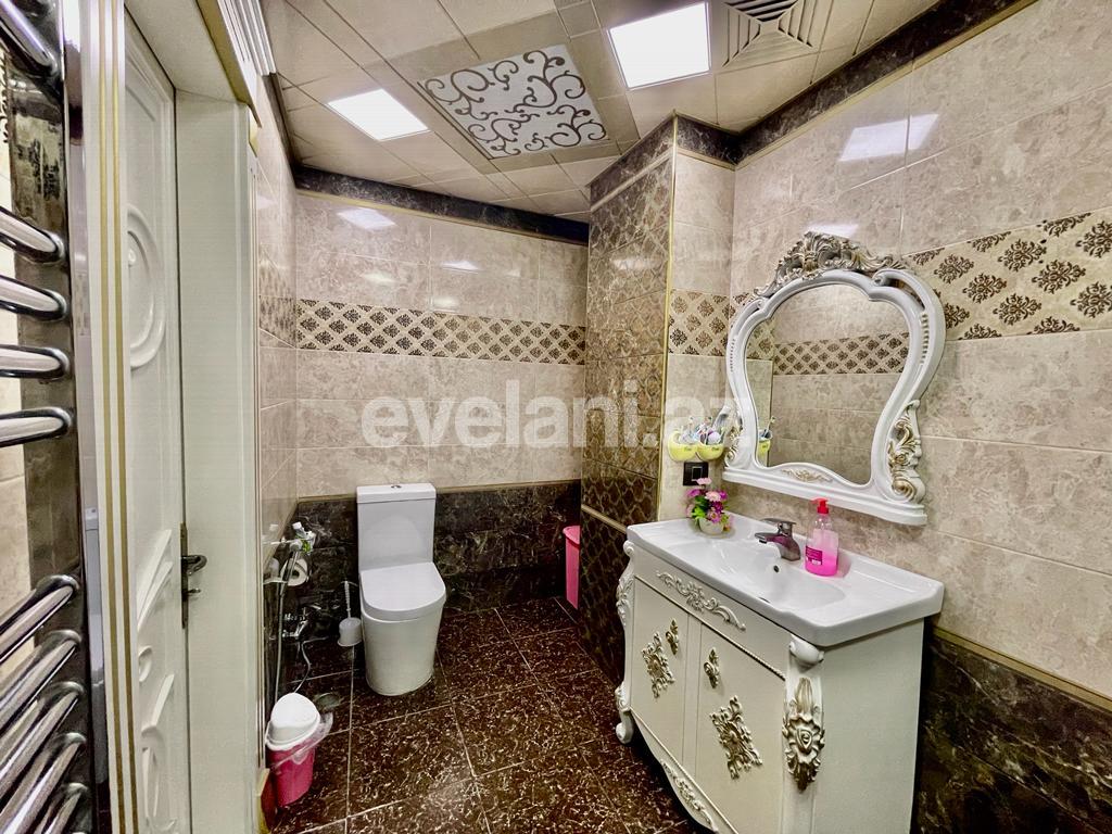 Satılır, yeni tikili, 3 otaqlı, 131 m², Bakı, Nizami r, Neftçilər m.