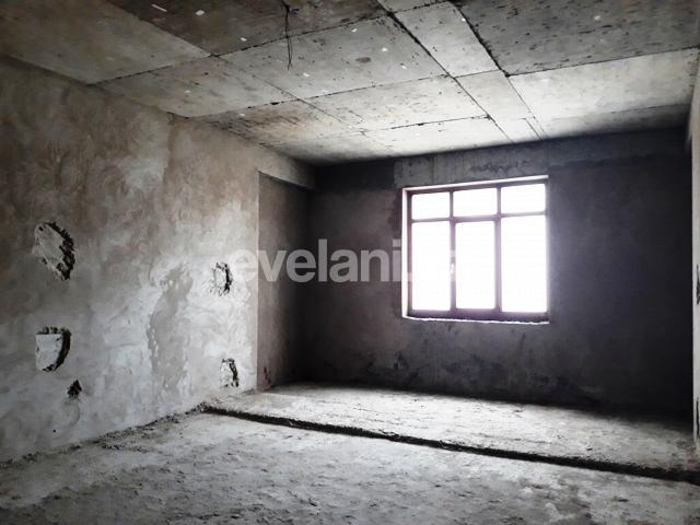 Satılır, yeni tikili, 4 otaqlı, 271 m², Bakı, Yasamal r, Elmlər Akademiyası m.