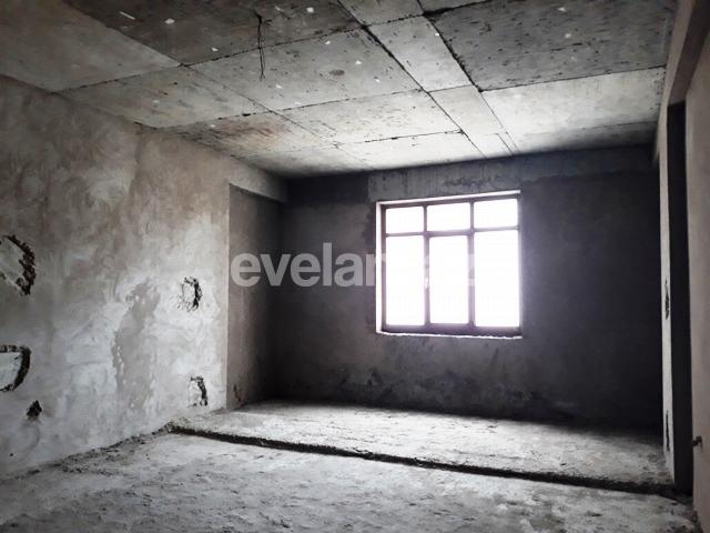 Satılır, yeni tikili, 4 otaqlı, 271 m², Bakı, Yasamal r, Elmlər Akademiyası m.