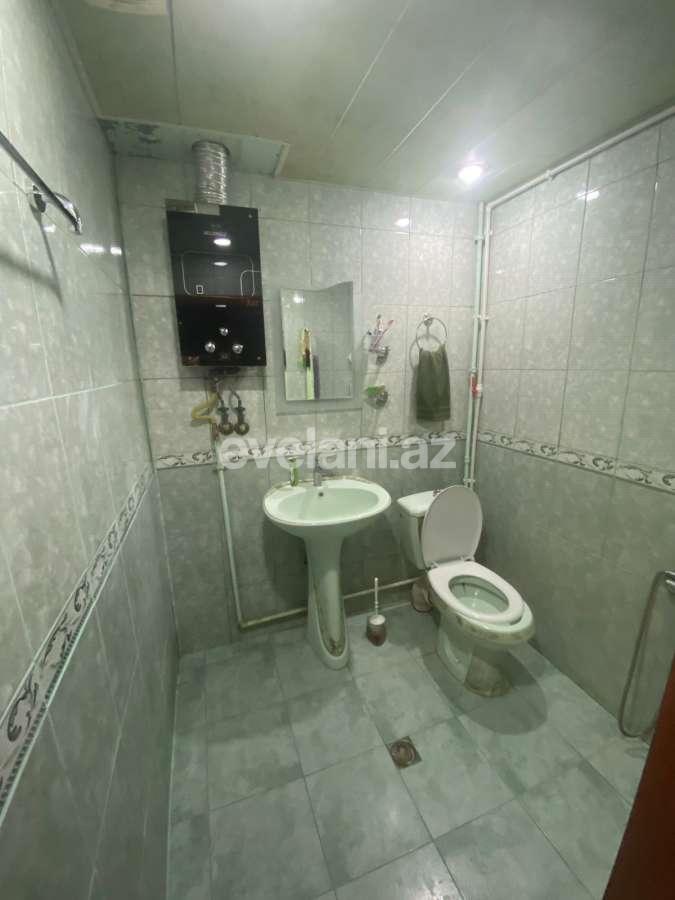 Продаётся, вторичка, 2-комнаты, 65 m², Баку, Ясамальский r, Элмляр Академиясы m.