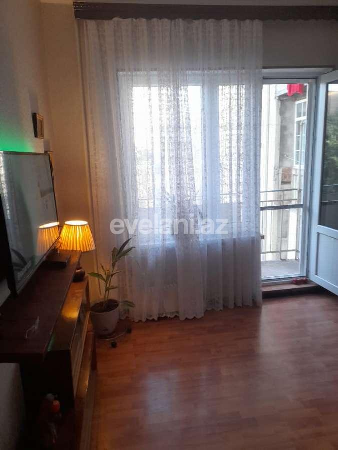 Продаётся, вторичка, 3-комнаты, 70 m², Баку, Низаминский r, 8-й километр p, Нефтчиляр m.