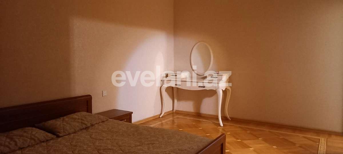 Rent, old building, 4 room, 90 m², Baku, Binagadi r, Azadlig prospekti m.