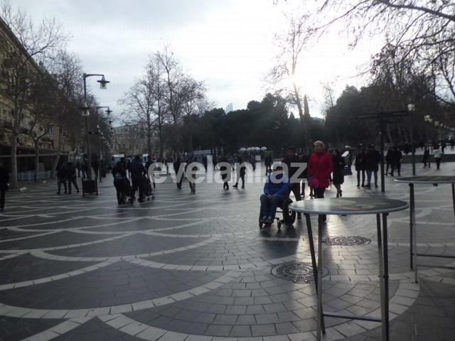 Satılır, köhnə tikili, 7 otaqlı, 145 m², Bakı, Səbail r, Sahil m.