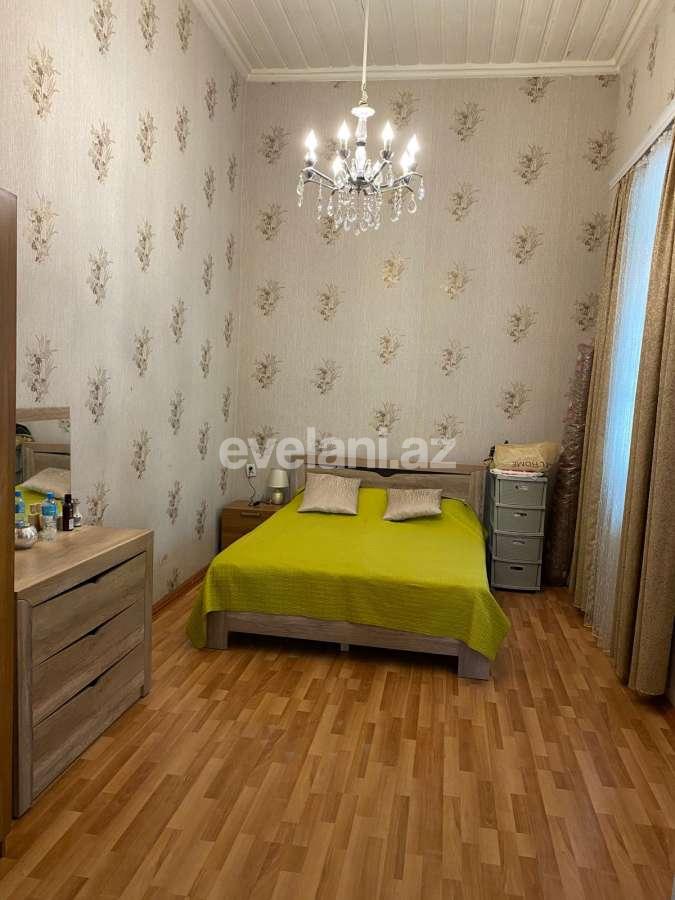 Satılır, köhnə tikili, 7 otaqlı, 145 m², Bakı, Səbail r, Sahil m.