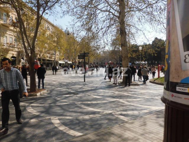 Satılır, köhnə tikili, 7 otaqlı, 145 m², Bakı, Səbail r, Sahil m.