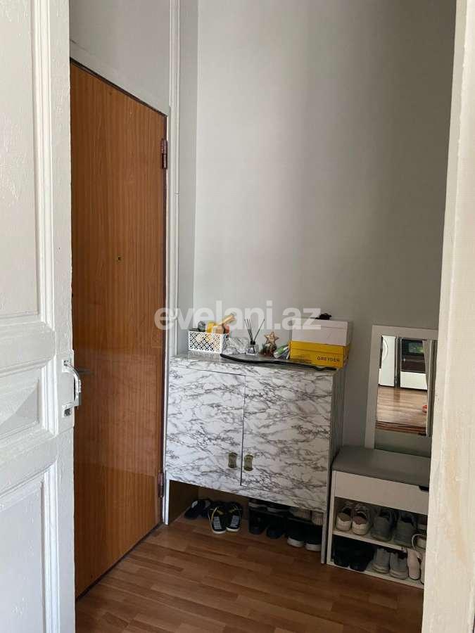 Satılır, köhnə tikili, 7 otaqlı, 145 m², Bakı, Səbail r, Sahil m.