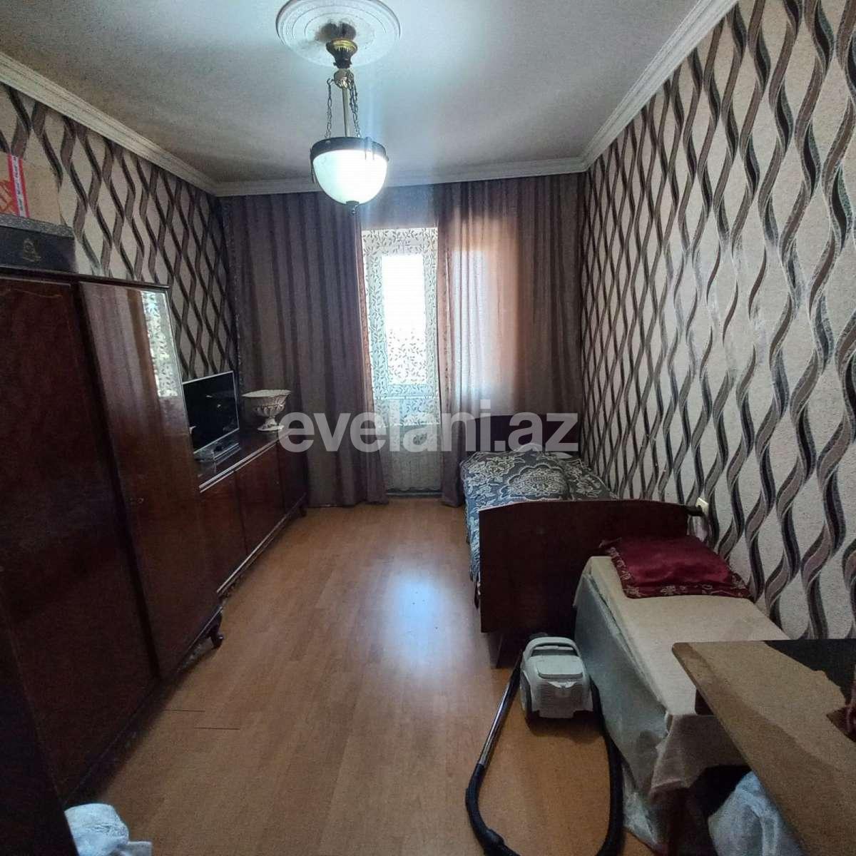 Satılır, köhnə tikili, 3 otaqlı, 80 m², Bakı, Sabunçu r, Bakıxanov q, Neftçilər m.