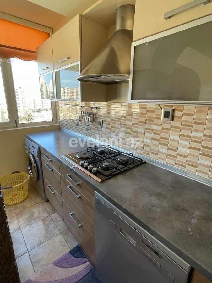 Rent, old building, 3 room, 86 m², Baku, Yasamal r, Elmlar Akademiyası m.