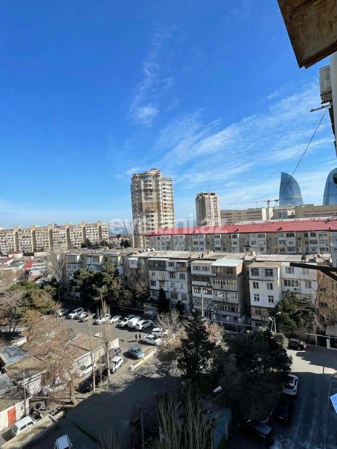 Rent, old building, 3 room, 86 m², Baku, Yasamal r, Elmlar Akademiyası m.