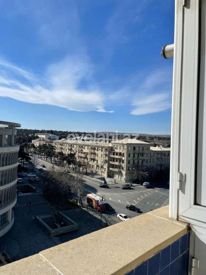 Rent, old building, 3 room, 86 m², Baku, Yasamal r, Elmlar Akademiyası m.