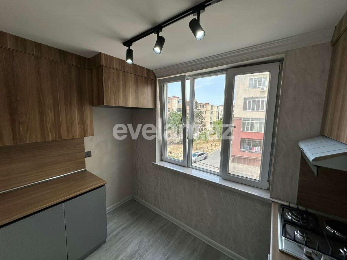 Sale, old building, 3 room, 50 m², Baku, Nizami r, Neftchilar m.