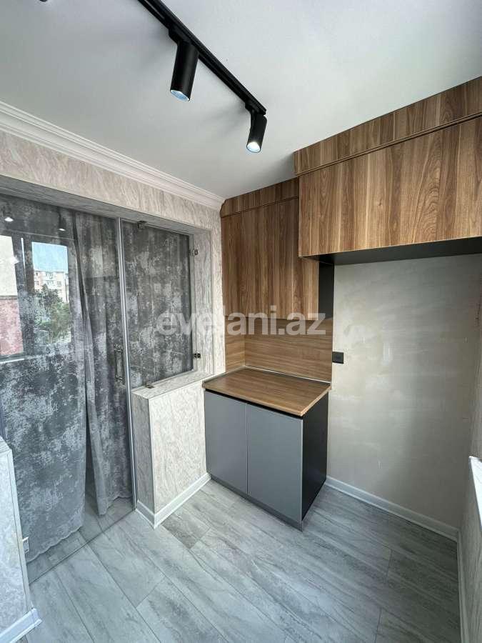 Sale, old building, 3 room, 50 m², Baku, Nizami r, Neftchilar m.