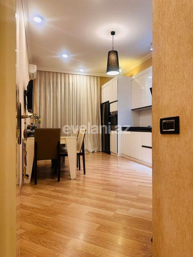 Satılır, yeni tikili, 3 otaqlı, 200 m², Bakı, Yasamal r, Elmlər Akademiyası m.
