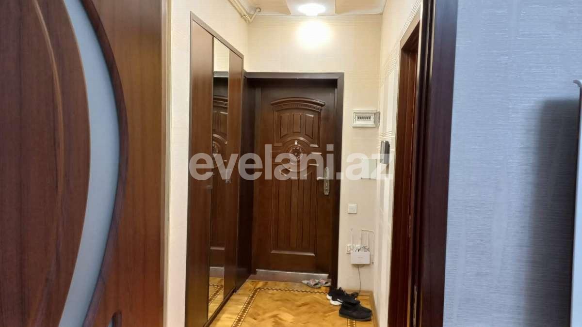Rent, old building, 3 room, 90 m², Baku, Nizami r, 8-th kilometer d, Gara Garayev m.