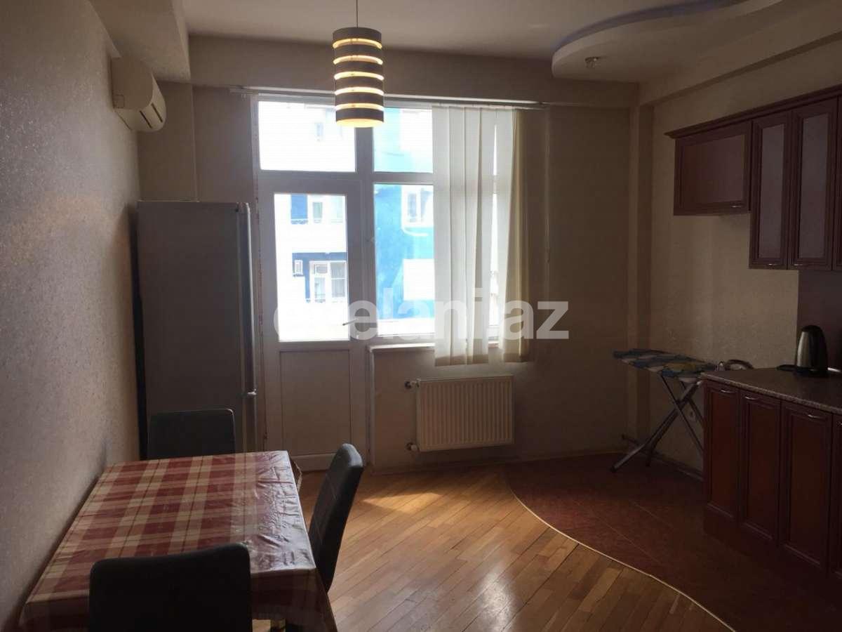 Kirayə verilir, yeni tikili, 3 otaqlı, 140 m², Bakı, Yasamal r, Nizami m.