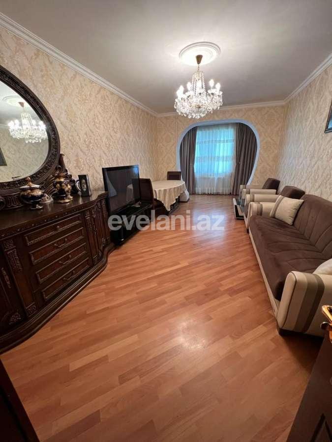 Satılır, köhnə tikili, 3 otaqlı, 80 m², Bakı, Yasamal r, İnşaatçılar m.