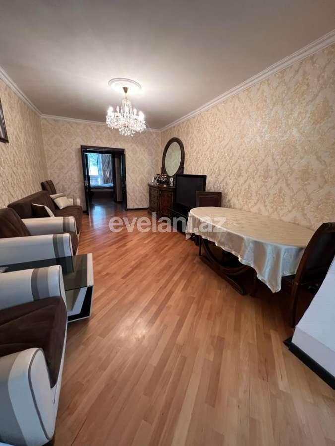 Satılır, köhnə tikili, 3 otaqlı, 80 m², Bakı, Yasamal r, İnşaatçılar m.