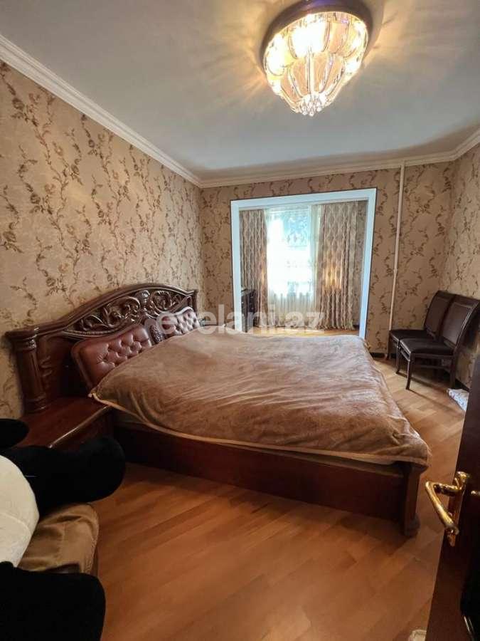 Satılır, köhnə tikili, 3 otaqlı, 80 m², Bakı, Yasamal r, İnşaatçılar m.