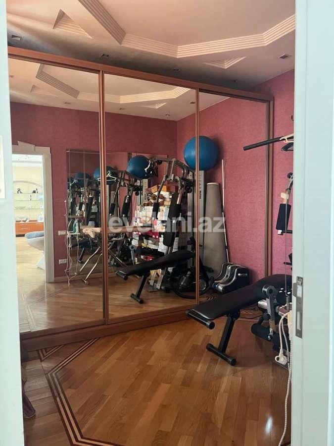 Продаётся, новостройка, 5-комнаты, 270 m², Баку, Бинагадинский r, 8-й микрорайон p, Азадлыг проспекти m.