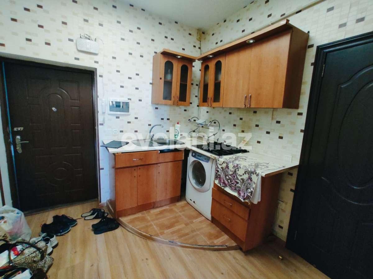 Kirayə verilir, yeni tikili, 2 otaqlı, 68 m², Bakı, Nizami r, Qara Qarayev m.