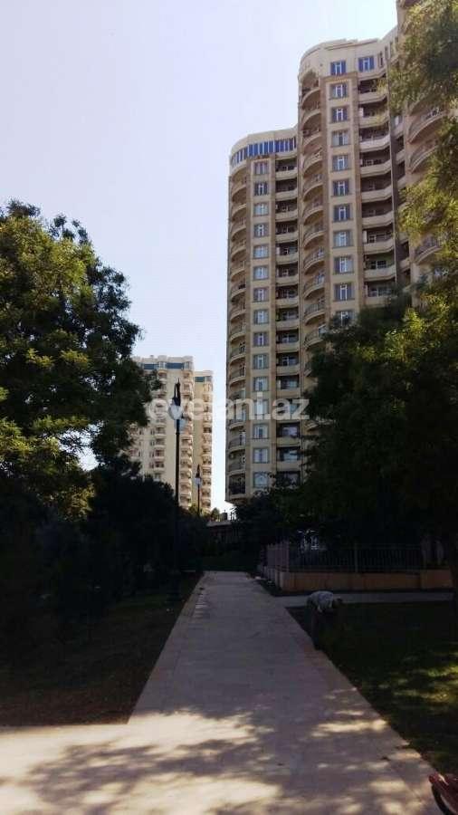 Sale, new building, 5 room, 190 m², Baku, Yasamal r, Elmlar Akademiyası m.