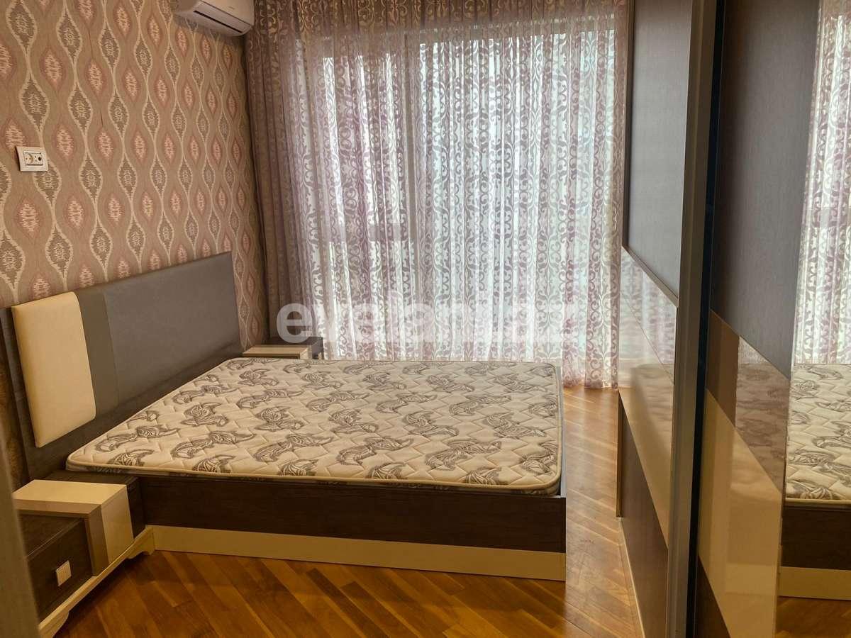 Kirayə verilir, yeni tikili, 4 otaqlı, 120 m², Bakı, Xətai r, Şah İsmayıl Xətai m.