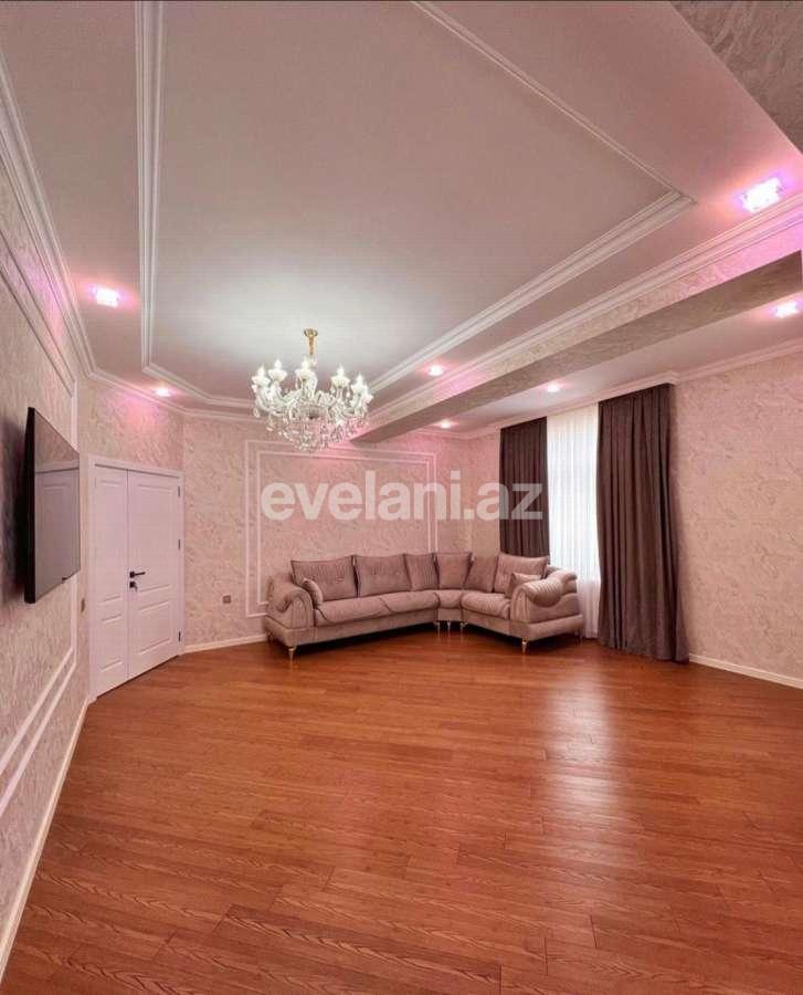 Satılır, yeni tikili, 3 otaqlı, 135 m², Bakı, Binəqədi r, 8-ci mikrorayon q, Azadlıq prospekti m.