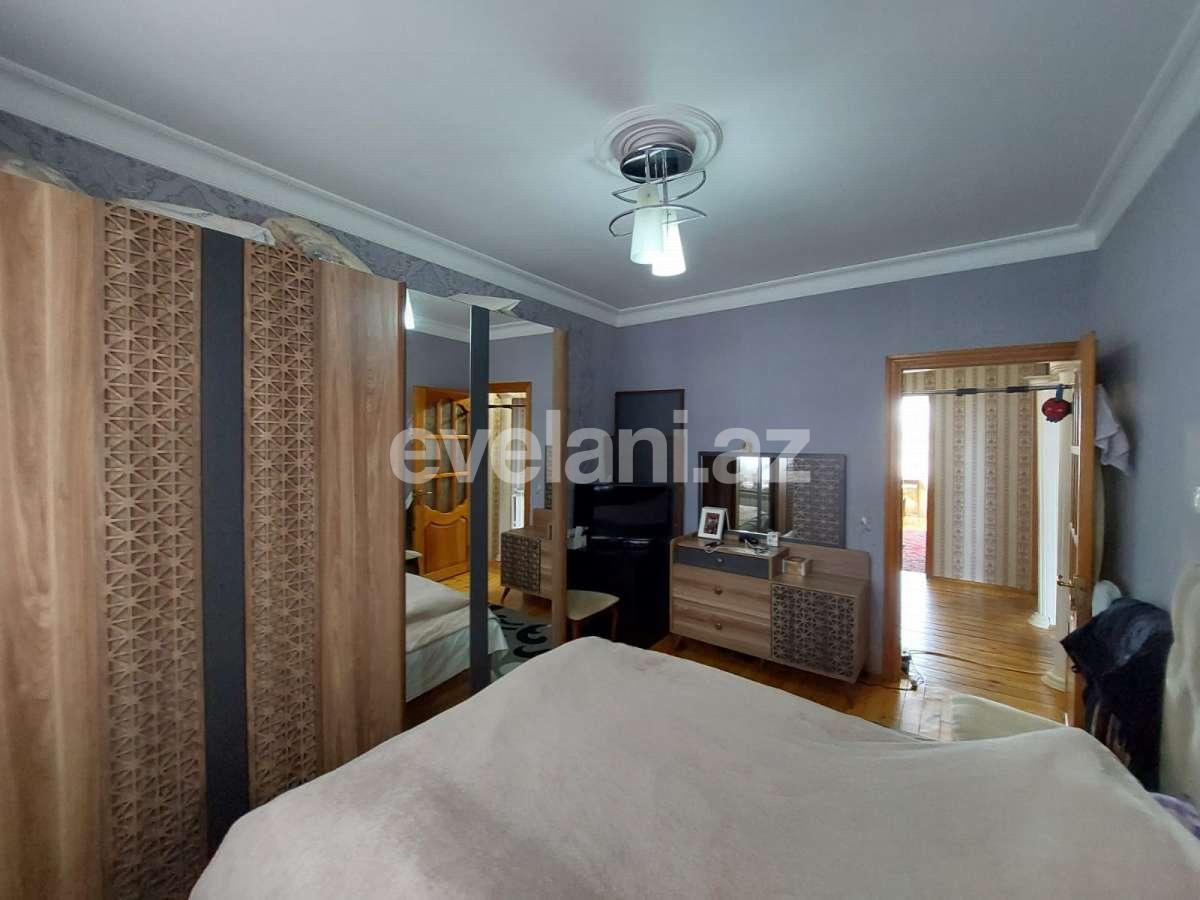 Sale, old building, 3 room, 85 m², Baku, Nizami r, Khalglar Doslugu m.