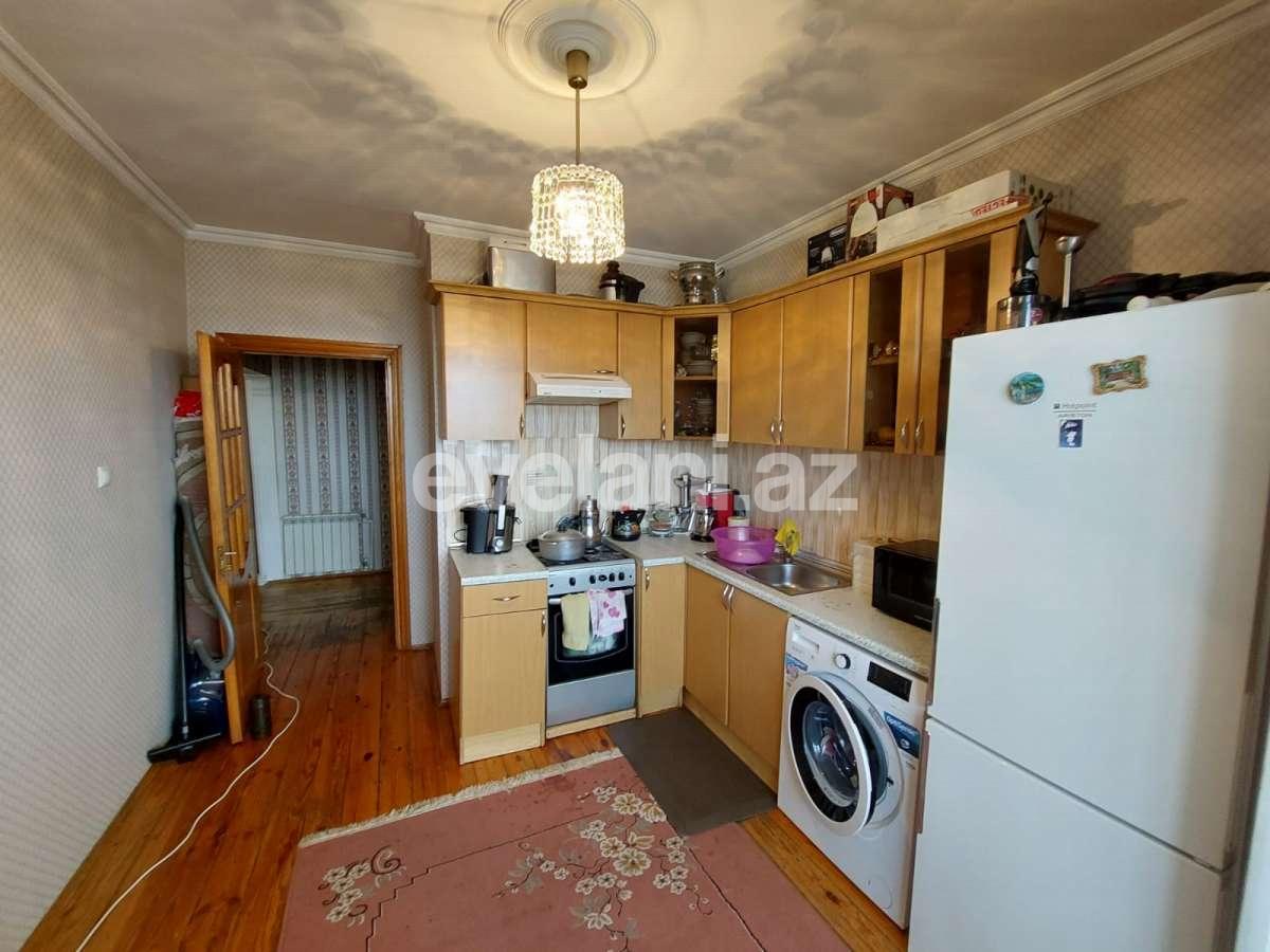 Sale, old building, 3 room, 85 m², Baku, Nizami r, Khalglar Doslugu m.